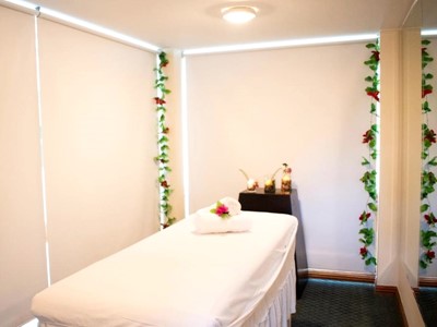 Piscina Climatizada - Hotel Dinastía Real - Duitama, Boyacá - image - 5