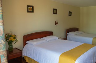 Habitación Triple - Hotel Dinastía Real - Duitama, Boyacá - image - 5